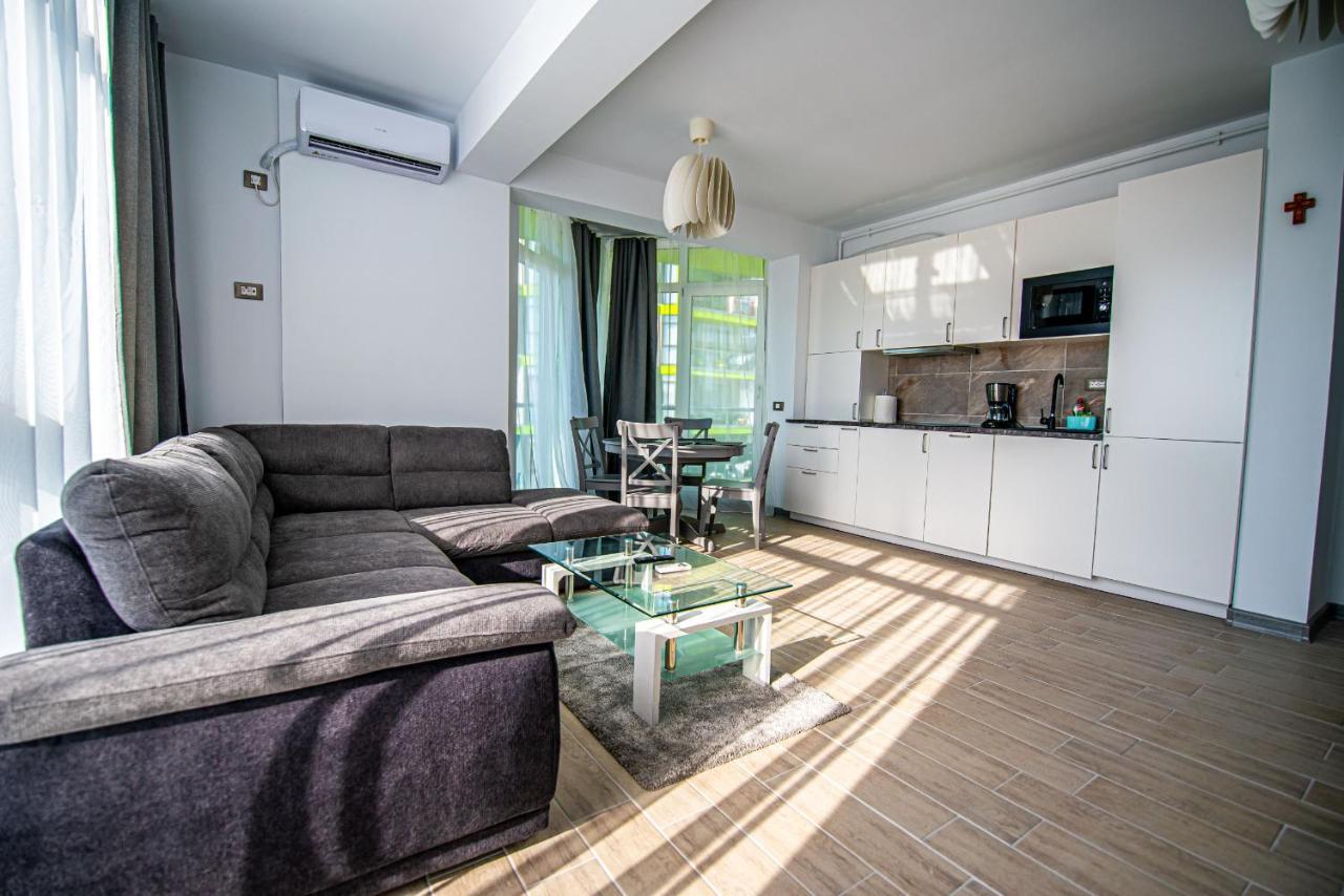 Apartment Katrina - Alezzi Beach - Sea View Năvodari Eksteriør billede