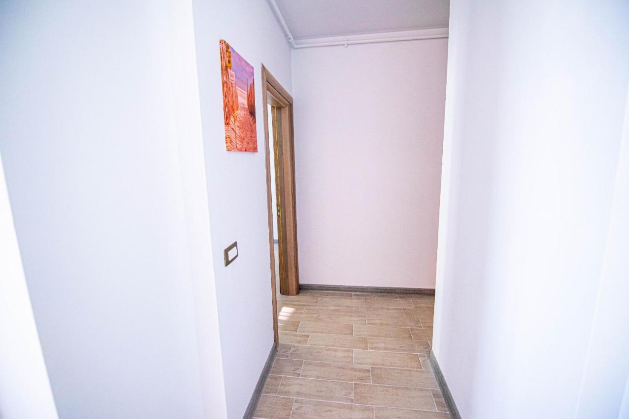 Apartment Katrina - Alezzi Beach - Sea View Năvodari Eksteriør billede