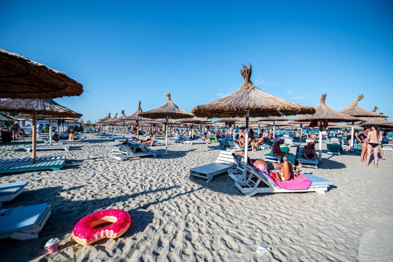 Apartment Katrina - Alezzi Beach - Sea View Năvodari Eksteriør billede